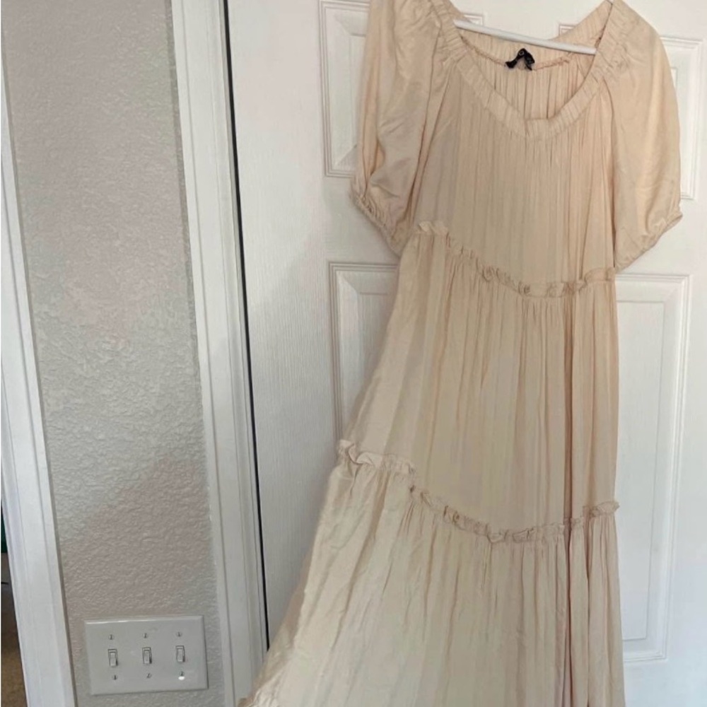 PinkBlush Maternity Dress Cream NWOT